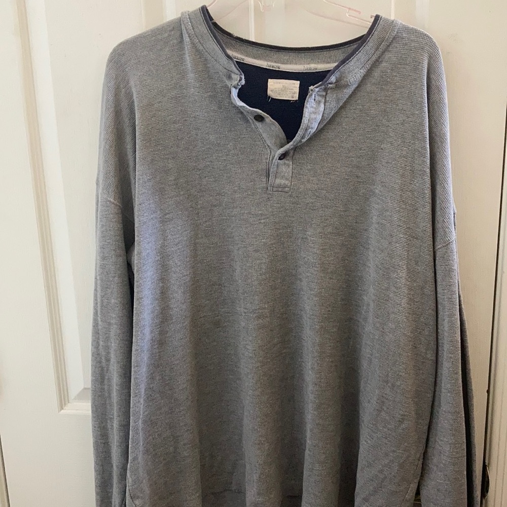 FINAL MARKDOWN 
MEN’S arrow waffle weave Henley sleep top xl
